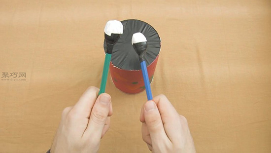 儿童手工DIY鼓教程 教你制作玩具鼓的方法 6