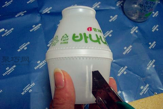 旧塑料瓶变费为宝 DIY手工制作储钱罐