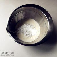 超详细六寸芒果味巧克力慕斯蛋糕做法11