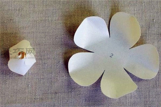 卡纸手工制作栀子花教程
