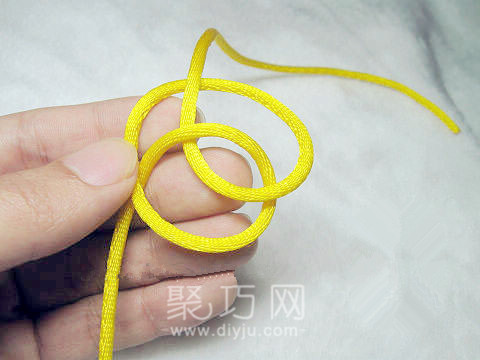 中国结花股结三股五花（入字）编法图解2